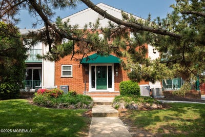 /international/us/65-cedar-avenue-long-branch-nj-110108443770/