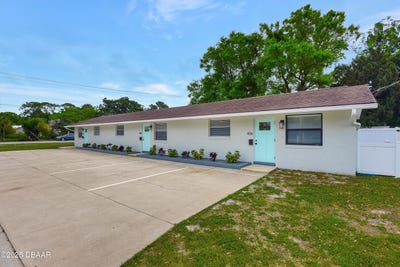 /international/us/406-oak-street-port-orange-fl-110099796138/
