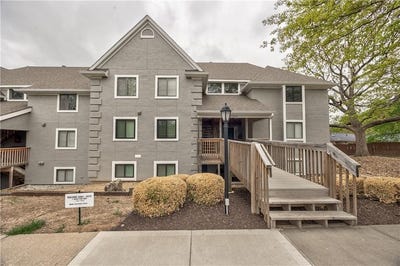 /international/us/5860-park-street-shawnee-ks-110107568493/