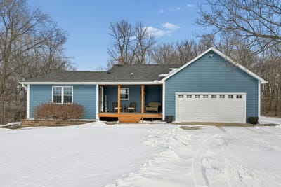 /international/us/14680-county-road-32-mayer-mn-110105978147/