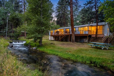 /international/us/17-mountain-home-road-story-wy-110109843910/