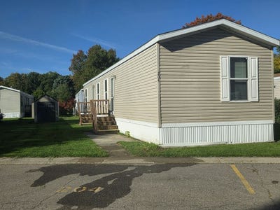 /international/us/51000-mott-road-canton-mi-110120457955/