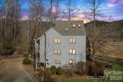 /international/us/299-blue-ridge-drive-s-marion-nc-110104881300/