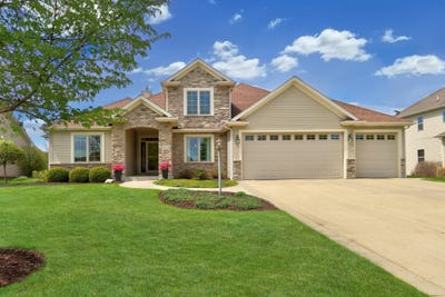 /international/us/9920-50th-ave-pleasant-prairie-wi-110107697215/
