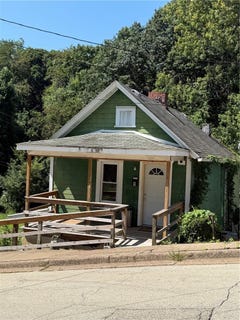 /international/us/1079-marelda-ave-donora-pa-110110279862/