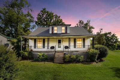 /international/us/1160-montgomery-street-christiansburg-va-110100191428/