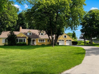 /international/us/461-loomis-ave-fort-dodge-ia-110108686359/