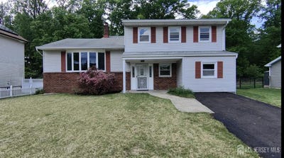 /international/us/110-murdock-street-fords-nj-110107877338/