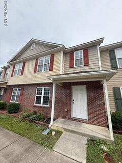 /international/us/209-blackhawk-trail-havelock-nc-110099686710/