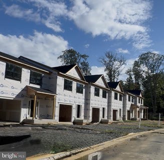 /international/us/306-evermore-lane-stafford-va-110108854557/