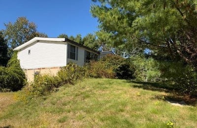 /international/us/75-mill-street-kennebunk-me-110110376430/