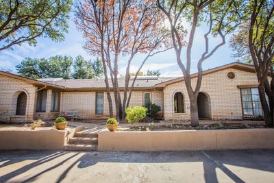/international/us/3313-74th-street-lubbock-tx-110107573114/