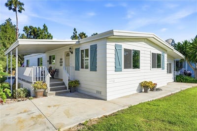 /international/us/24001-muirlands-boulevard-lake-forest-ca-110108725224/