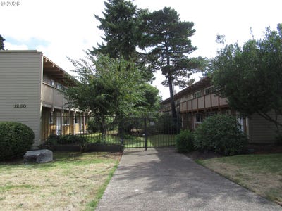 /international/us/1260-10th-st-florence-or-110120584311/