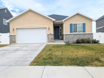 /international/us/1567-n-baen-way-tooele-ut-110107928612/
