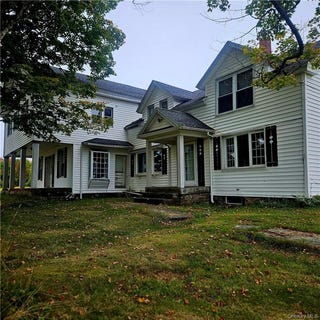 /international/us/301-305-hust-jeffersonville-ny-110095007752/