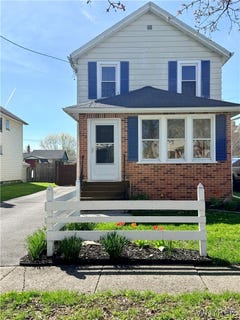 /international/us/213-ross-street-batavia-ny-110107638200/