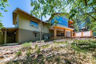 /international/us/427-e-cherry-avenue-flagstaff-az-110099717561/