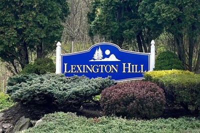 /international/us/15-lexington-hill-harriman-ny-110107721317/