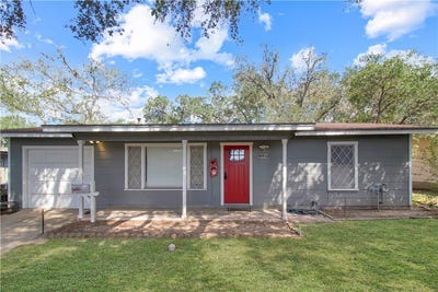 /international/us/1602-n-fowler-street-beeville-tx-110120449660/