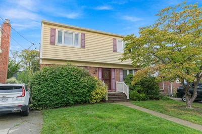 /international/us/7616-269th-new-hyde-park-ny-110110011551/