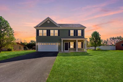 /international/us/152-general-lee-avenue-inwood-wv-110107388968/