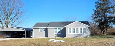 /international/us/5108-palestine-road-chester-il-110105797459/