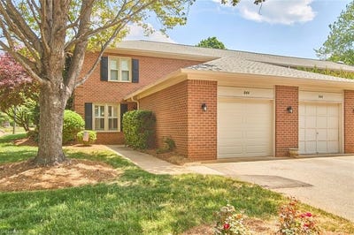 /international/us/844-brookleigh-court-winston-salem-nc-110107568689/