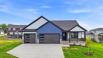 /international/us/604-rock-ridge-rd-tiffin-ia-110108772718/
