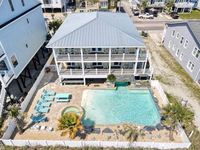 /international/us/3710-n-ocean-blvd-north-myrtle-beach-sc-110108417310/