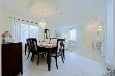 /international/us/4156-meade-way-west-palm-beach-fl-110106927738/