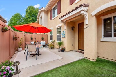 /international/us/1305-isabella-way-vista-ca-110109209312/