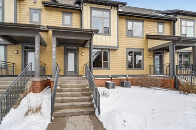 /international/us/2816-no-oaks-ridge-fitchburg-wi-110106670637/