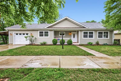 /international/us/17-willow-street-algonquin-il-110108888433/