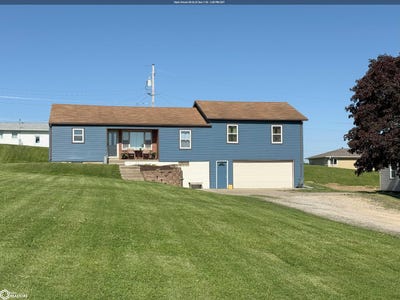 /international/us/104-n-27th-street-marshalltown-ia-110099444453/
