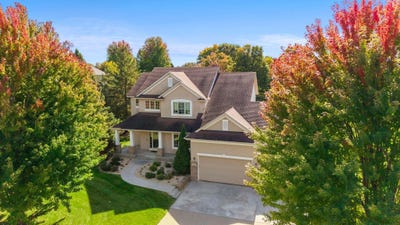 /international/us/4055-154th-street-ne-prior-lake-mn-110120451962/