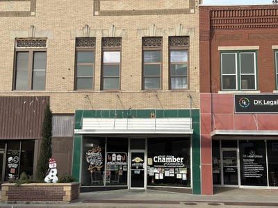 /international/us/211-s-main-st-pratt-ks-110108844214/