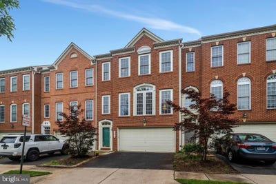 /international/us/4694-helen-winter-terrace-alexandria-va-110108410989/