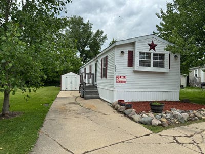 /international/us/32671-susan-ct-new-haven-mi-110108722233/