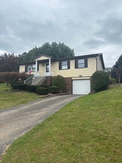 /international/us/169-melissa-drive-east-huntingdon-pa-110120106425/