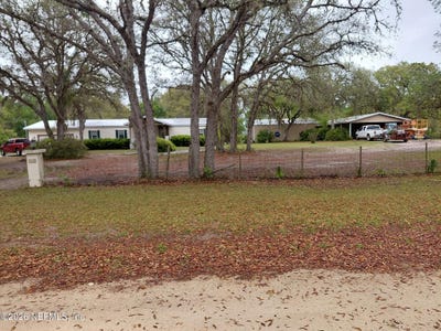 /international/us/118-robin-road-pomona-park-fl-110107048071/