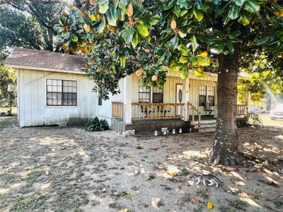 /international/us/313-s-nolan-ave-cameron-tx-110102698171/