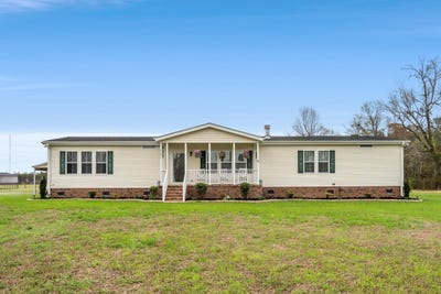 /international/us/4401-salem-rd-aynor-sc-110106473701/