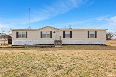 /international/us/247-n-lake-street-axtell-tx-110105329070/