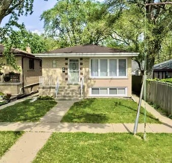 /international/us/8037-natchez-avenue-burbank-il-110108296908/