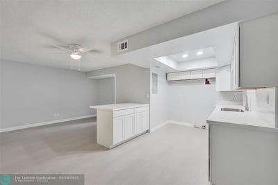 /international/us/9-madrid-ln-fort-lauderdale-fl-110098054042/