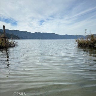 /international/us/14135-lakeshore-drive-clearlake-ca-110092877398/