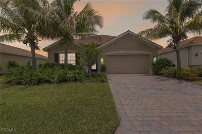 /international/us/3206-birchin-lane-fort-myers-fl-110101348295/?lang=en