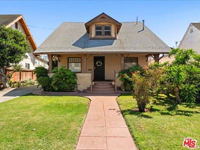 /international/us/144-w-45th-st-los-angeles-ca-110107721092/