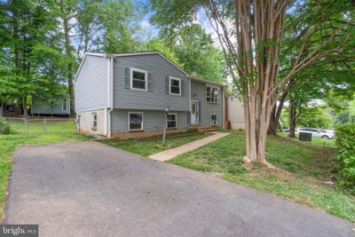 /international/us/14262-princedale-drive-woodbridge-va-110105935811/